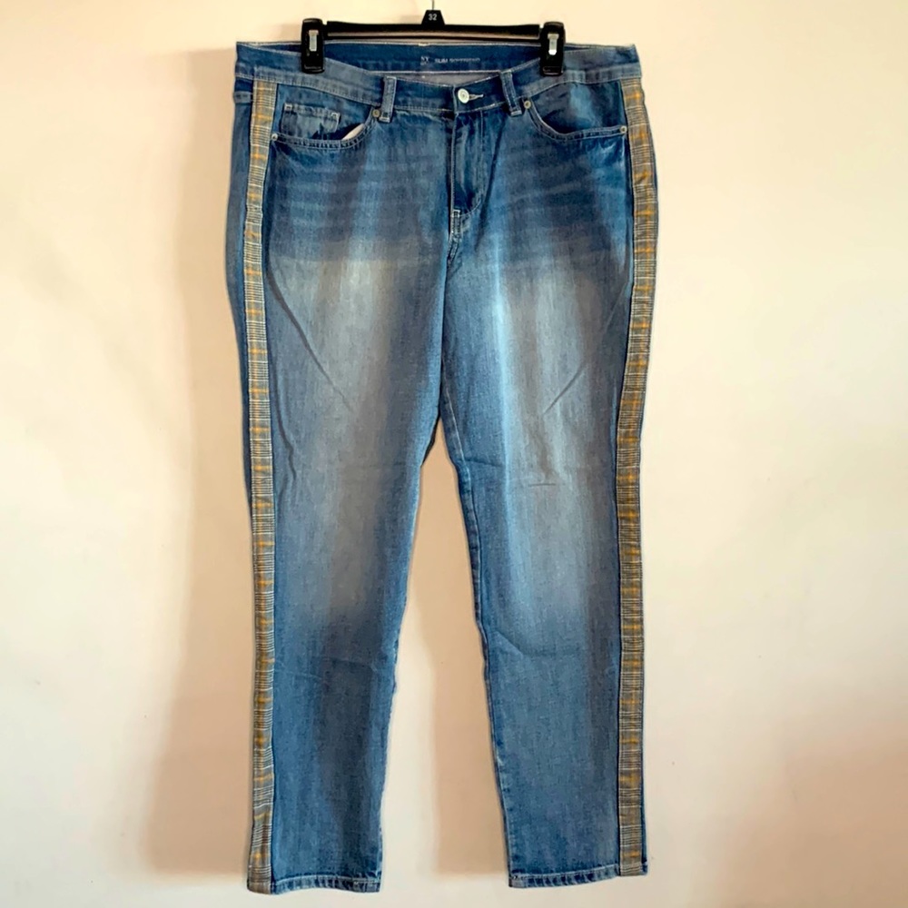 New York & Company Slim Boyfriend Jeans